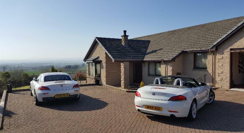 One Strathview B&B Forfar Exterior photo